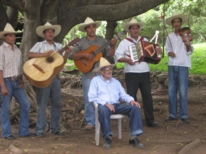 Don-Felipe-y-sus-Cachorros
