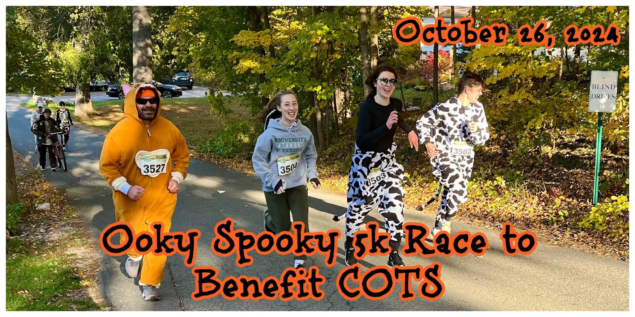 Costumed runners at the 2022 Ooky Spooky